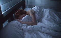 科学家发现近视人群睡眠质量更差